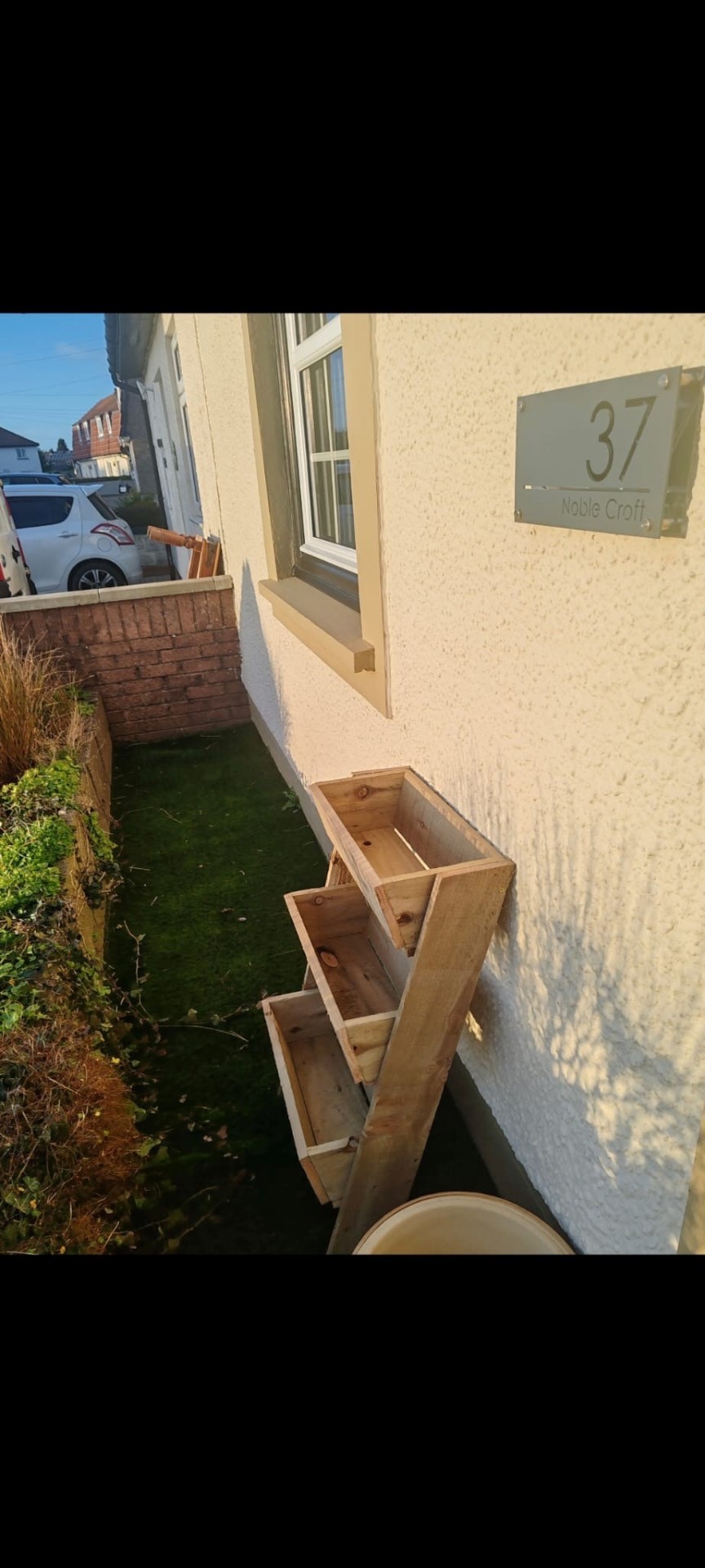 Three-tier wall planter